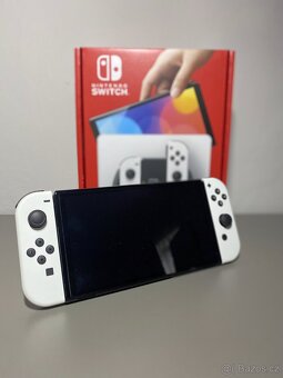 Nintendo Swtich OLED - 7