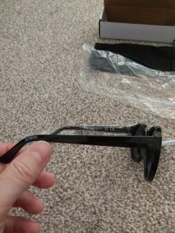 Nové dámské sluneční brýle Avon - UV 400 - různé - 7