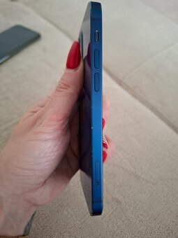 Apple iPhone 12 – 64 GB – modrý | stav C - 7