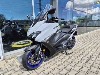 Yamaha T-Max 560 - 7