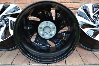 5x114,3 R16 Hliníkové disky Originál Honda Civic X / XI - 7