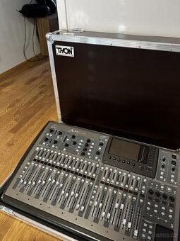 Behringer X32 32kanálový digitální mixážní pult včetně Thon - 7