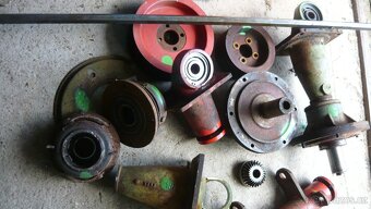 Náhradní díly na rotační sekačky - 7