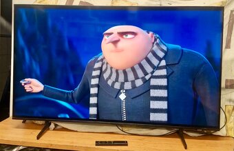 4K UHD Smart QLed Samsung televizor - 7