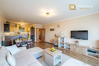 Výjimečný byt 3+kk, 102 m2, 2 balkony, 2 gar.stání, Litomyšl - 7