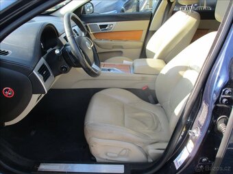 JAGUAR XF 2,2D 147kw Sportbrake Automat 2013 - 7