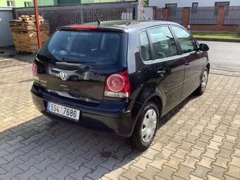 VW Polo 1,2i Top stav - 7