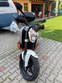 KTM 690 Duke - 7