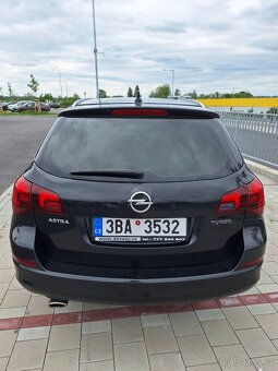 Opel Astra J 1.6T 132 kW / 2012 / automat / servisováno - 7