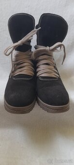 Lasocki polokozačky na blokovém podpatku - 7