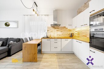 Prodej rodinné domy, 160 m2 - Zlín, ev.č. 02054 - 7