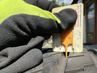 Originál alu kola Škoda Laurel - TOP stav, letní pneu - 7