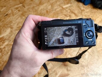 Prodám bezzrcadlovku SONY alfa 5100 - 7