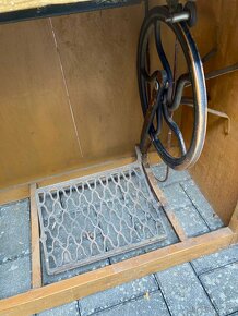 Šicí stroj SINGER - 7