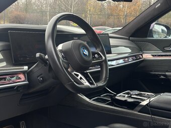 BMW I7 2022 - 7