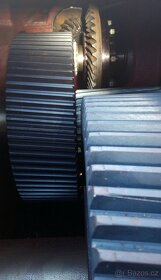 Pomaloběžné elektromotory s převodovkou - 7