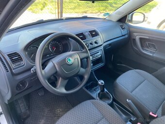 ŠKODA FABIA COMBI 2012 - 7