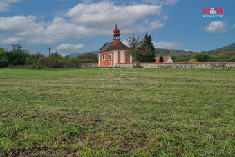 Prodej pozemku k bydlení, 1556 m², Valeč, ul. Podbořanská - 7