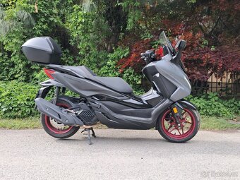 Prodám honda forza 125 rok 2023 Limited - 7