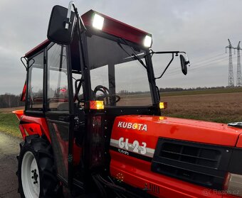 Japonský traktor KUBOTA GL 23
Diesel 3 válec, 23HP - 7
