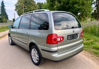 VOLKSWAGEN SHARAN 1.9 TDI 7-MIESTNY HIGHLINE - 7