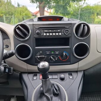 Citroën Berlingo XTR 1,6 HDi 84 kW, nové v ČR, 1. maj. - 7