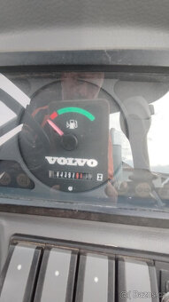 Kolový nakladač Volvo L25 B-P - 7