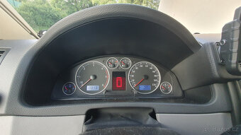 VW T5 California 2.5 TDI 4 motion - 7