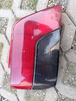 Peugeot 309 zadní světlo - 7