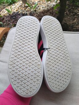 Tenisky adidas - 7