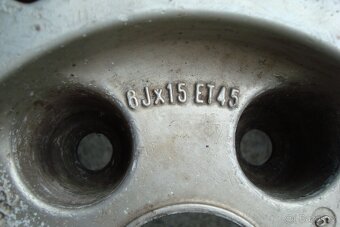 Audi 100-Retro kola 15" - 7