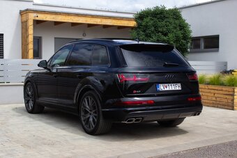 AUDI SQ7 - 7