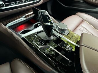 2023 BMW 5 Series M550i xDrive AWD 4..4 - 7
