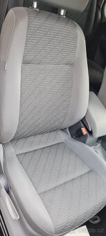 VW Caddy maxi 1.6 TDI, Webasto, tažné, 7míst - 7
