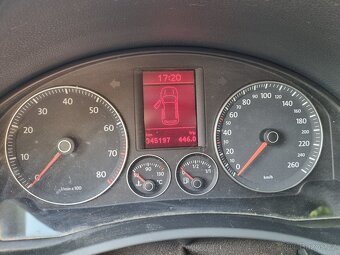 Prodám VW Golf 1.4 Tsi 90 kW r.2009 - 7