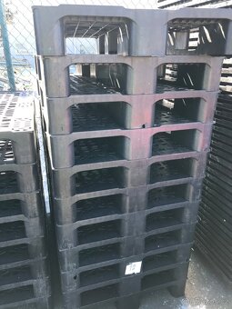 Plastové palety 120x80 více druhů - 7