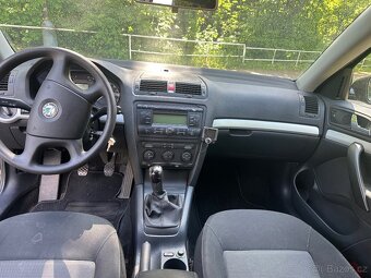 Škoda Octavia II 2006 1.6 MPi - 7