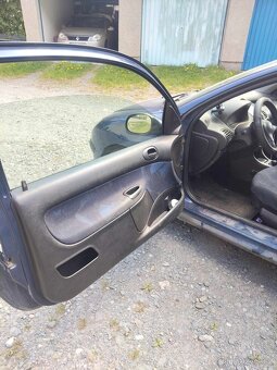 Peugeot 206 1.4 benzín - 7