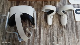 Prodám virtuální realitu Oculus Quest 2 256Gb - 7