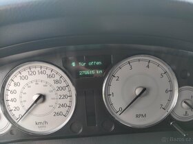 Chrysler 300C 5,7 Hemi - 7