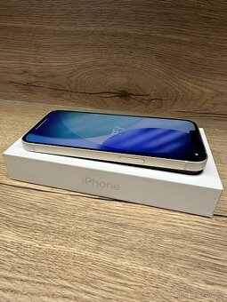 iPhone 14 128 GB Hvězdně bílá - 7