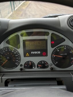 Autodomíchávač IVECO TRAKKER 9m3 - sleva- - 7