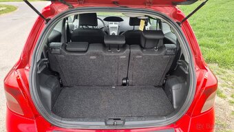 Prodám Toyota Yaris r.v.2006, 1,3 benzin 64kw - 7