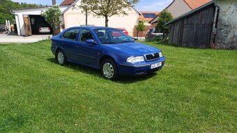 skoda octavie 1.6 benzin ( velmi pekna ) - 7