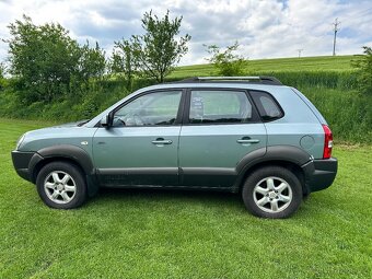 HYUNDAI TUSCON - 7