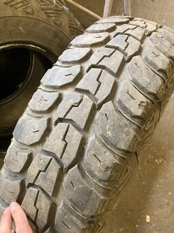 KUMHO ROAD VENTURE MT 235/85R16 - 7