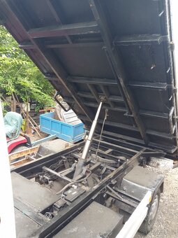 Prodám Kia 2500 sklapec - 7
