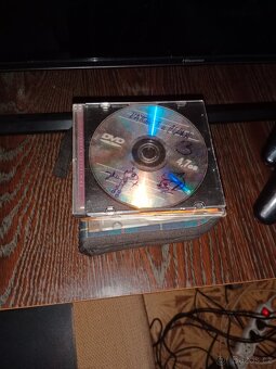 Prodám PlayStation 2 - 7