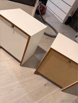 Bílé noční stolky 2ks - 7