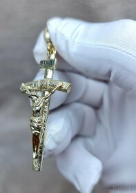 Zlatý přívěsek Křížek s Ježíšem 585/14Karat - 7